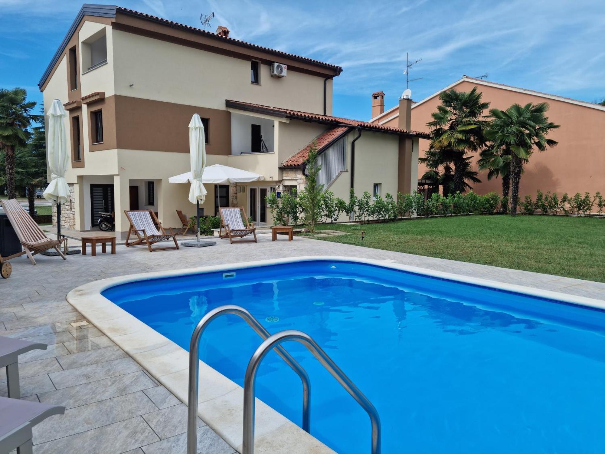 App Sandro With Common Pool Poreč Dış mekan fotoğraf